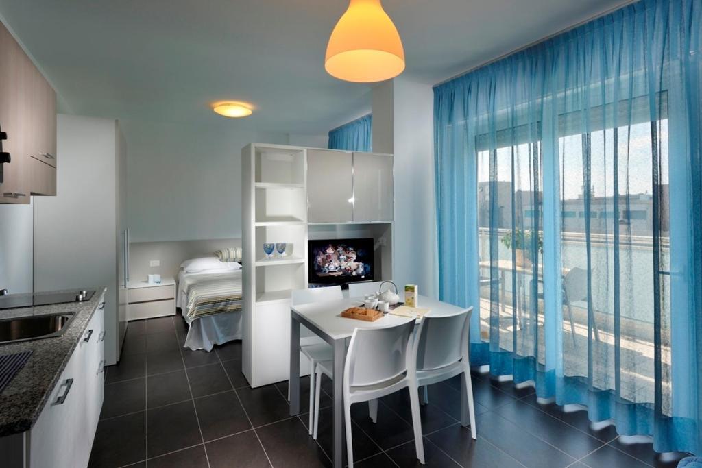 Hotel Luciana Бібіоне Номер фото